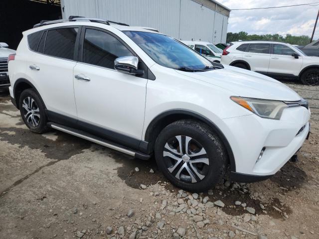 JTMBFREV7HJ705612 - 2017 TOYOTA RAV4 LE Ağ foto 4