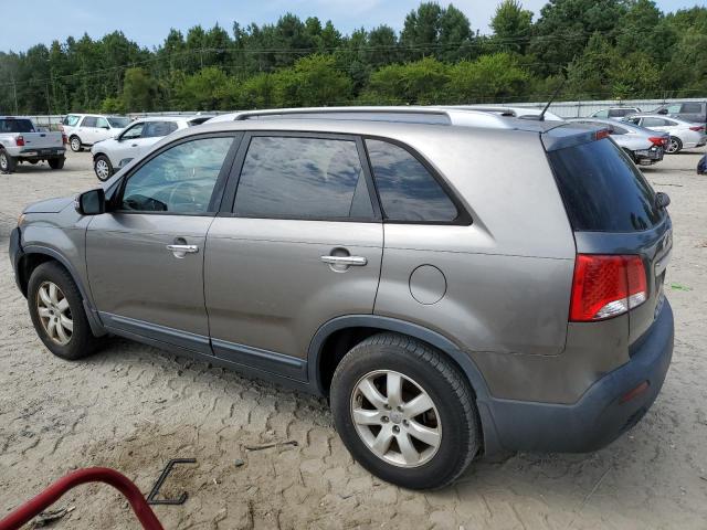 5XYKT3A61DG393320 - 2013 KIA SORENTO LX GRAY photo 2