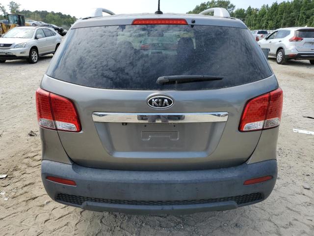 5XYKT3A61DG393320 - 2013 KIA SORENTO LX GRAY photo 6