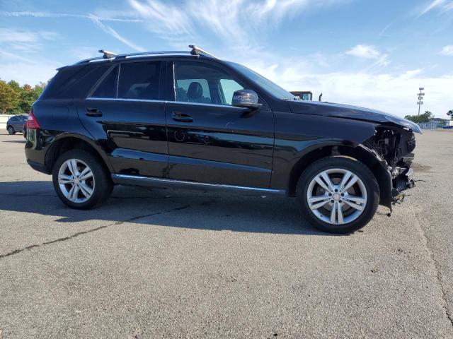 4JGDA5HB9FA465408 - 2015 MERCEDES-BENZ ML 350 4MATIC BLACK photo 4