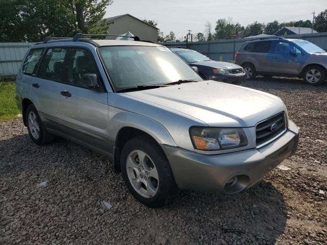 JF1SG65604H767333 - 2004 SUBARU FORESTER 2.5XS SILVER photo 4
