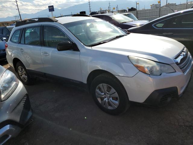 4S4BRCAC9D3260549 - 2013 SUBARU OUTBACK 2.5I WHITE photo 4