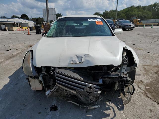 1N4AL21E99N485990 - 2009 NISSAN ALTIMA 2.5 WHITE photo 5