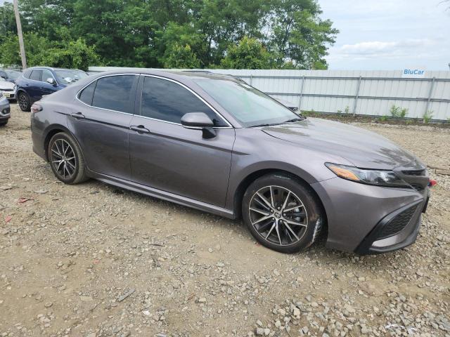 4T1G11BK9RU123281 - 2024 TOYOTA CAMRY SE NIGHT SHADE GRAY photo 4
