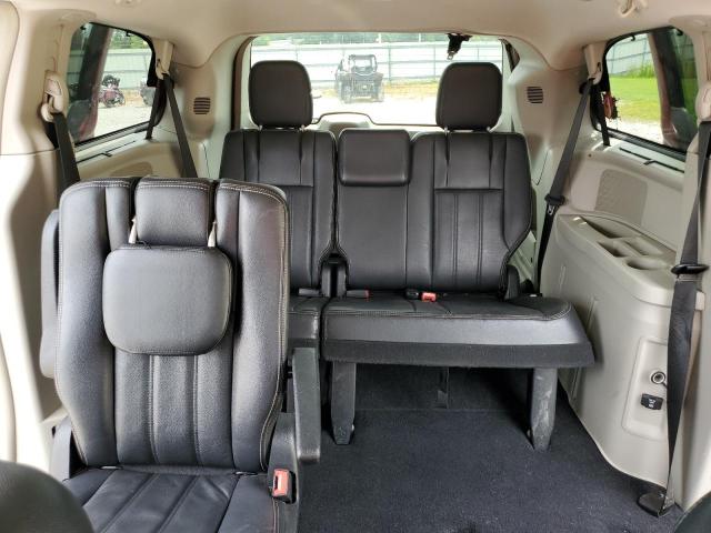 2C4RC1CG5CR124725 - 2012 CHRYSLER TOWN & COU TOURING L RED photo 10