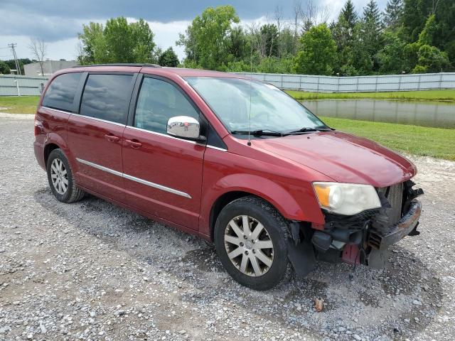 2C4RC1CG5CR124725 - 2012 CHRYSLER TOWN & COU TOURING L RED photo 4