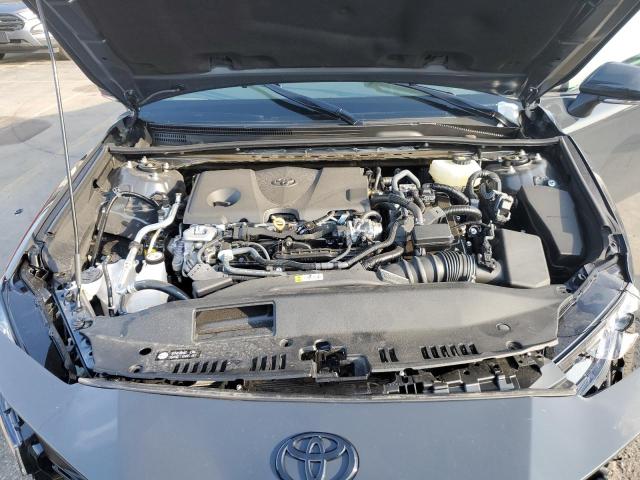 4T1DBADK2SU530555 - 2025 TOYOTA CAMRY XSE 灰色 照片 11