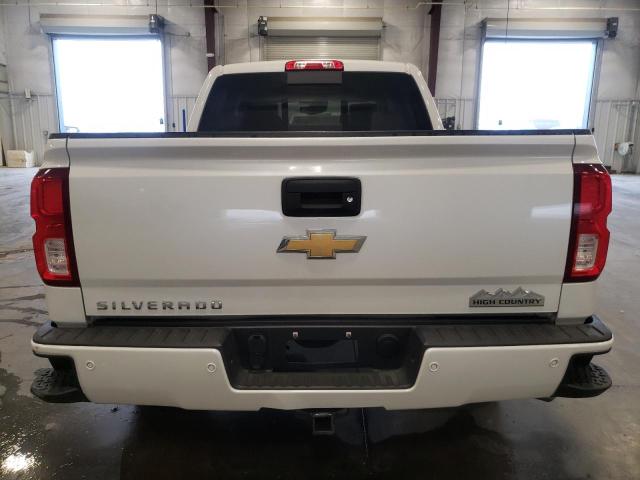 3GCUKTEC7JG379754 - 2018 CHEVROLET SILVERADO K1500 HIGH COUNTRY WHITE photo 6