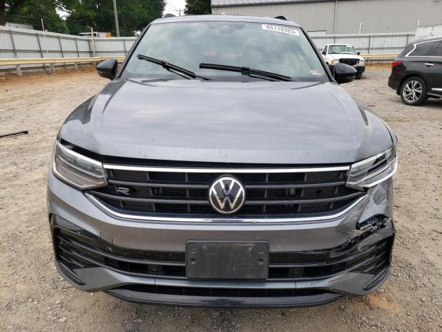 3VVCB7AX3NM010863 - 2022 VOLKSWAGEN TIGUAN SE R-LINE BLACK GRAY photo 5