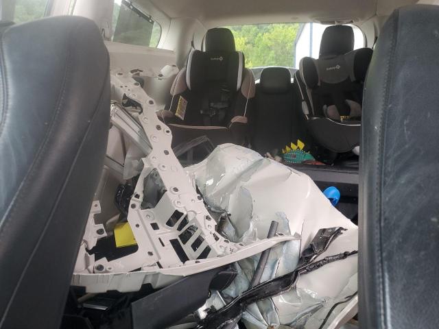 2C4RC1BG8HR608963 - 2017 CHRYSLER PACIFICA TOURING L 奶油色 照片 10