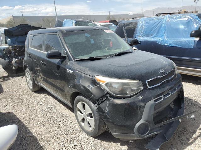 KNDJN2A22G7310928 - 2016 KIA SOUL BLACK photo 4