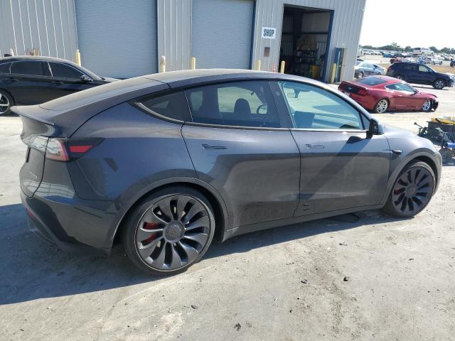 7SAYGDEF0RF093607 - 2024 TESLA MODEL Y 灰色 照片 3