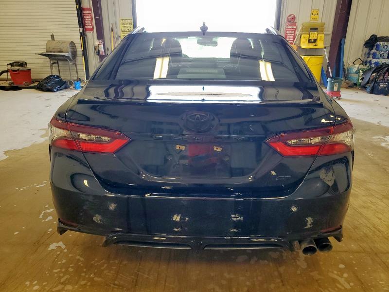 4T1T11AK1PU830419 - 2023 TOYOTA CAMRY SE NIGHT SHADE BLACK photo 6