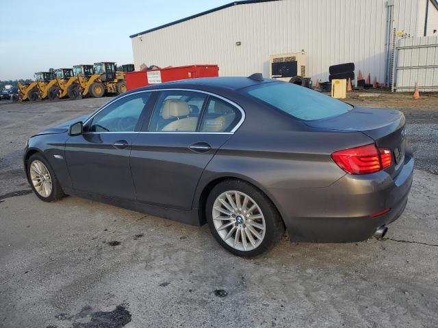 WBAFU7C53BDU54721 - 2011 BMW 535 XI Qəhvəyi foto 2