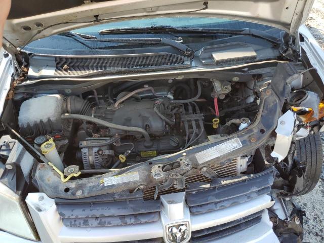 2D4RN4DE7AR215567 - 2010 DODGE GRAND CARA SE SILVER photo 12