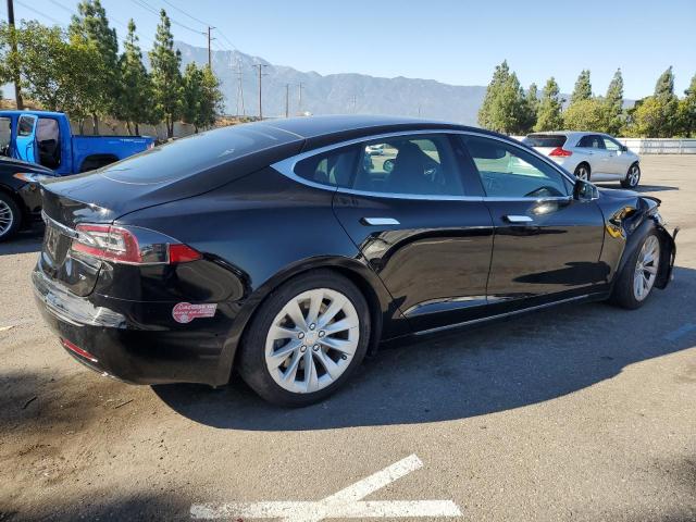 5YJSA1E10HF232737 - 2017 TESLA MODEL S Սև լուսանկար 3