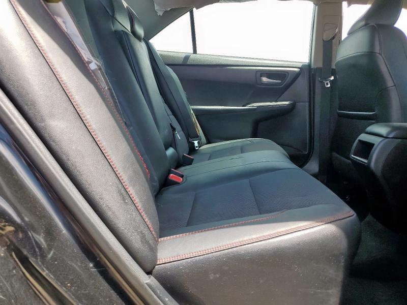 4T1BF1FK4HU305359 - 2017 TOYOTA CAMRY LE 黑色 照片 10