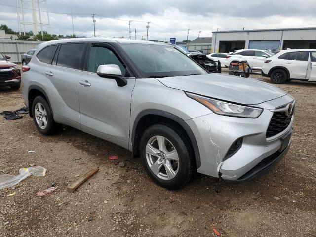 5TDBZRBHXLS047267 - 2020 TOYOTA HIGHLANDER L SILVER photo 4