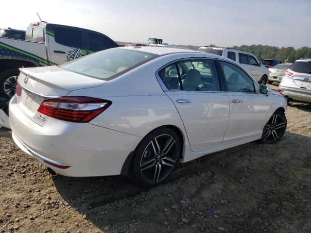 1HGCR3F92HA014676 - 2017 HONDA ACCORD TOURING WHITE photo 3