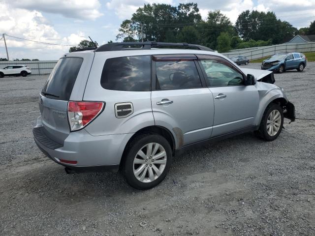 JF2SHADC7CH446200 - 2012 SUBARU FORESTER 2.5X PREMIUM SILVER photo 3