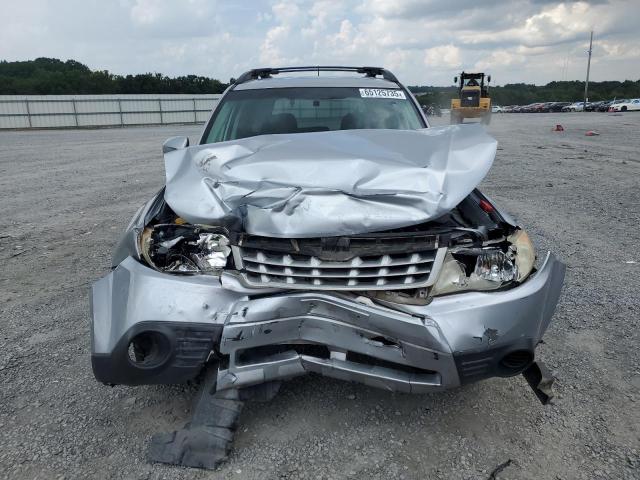 JF2SHADC7CH446200 - 2012 SUBARU FORESTER 2.5X PREMIUM SILVER photo 5