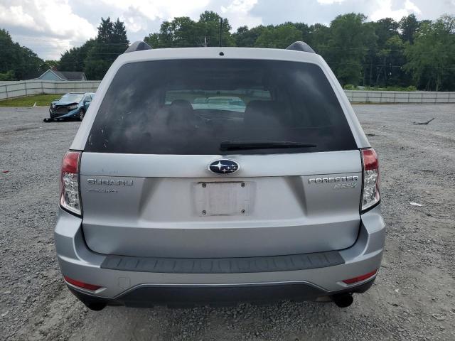 JF2SHADC7CH446200 - 2012 SUBARU FORESTER 2.5X PREMIUM SILVER photo 6