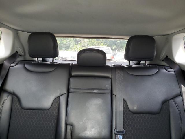 3C4NJDBB7KT826665 - 2019 JEEP COMPASS LATITUDE Silber Foto 10