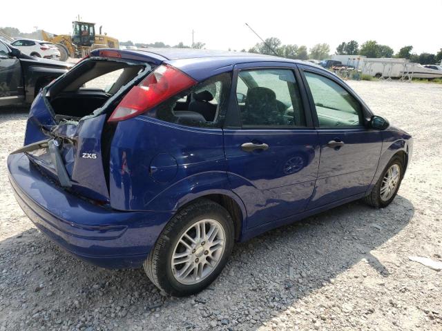 3FAFP37N45R116498 - 2005 FORD FOCUS ZX5 BLUE photo 3