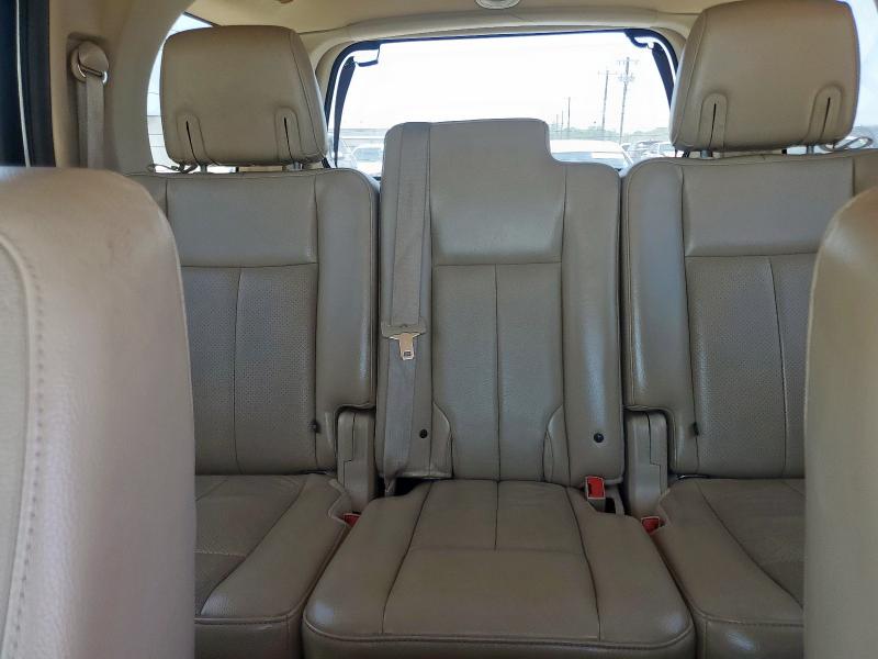 1FMFU17528LA78792 - 2008 FORD EXPEDITION EDDIE BAUER WHITE photo 10