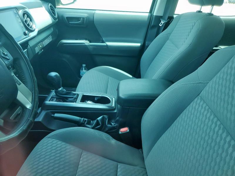 3TMAZ5CN4NM175175 - 2022 TOYOTA TACOMA DOUBLE CAB SILVER photo 8