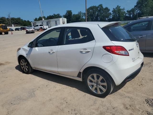 JM1DE1LY2D0155892 - 2013 MAZDA MAZDA2 WHITE photo 2