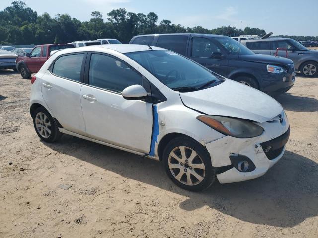 JM1DE1LY2D0155892 - 2013 MAZDA MAZDA2 WHITE photo 4