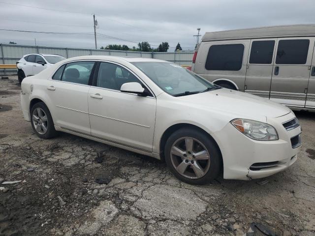 1G1ZC5E13BF239063 - 2011 CHEVROLET MALIBU 1LT WHITE photo 4