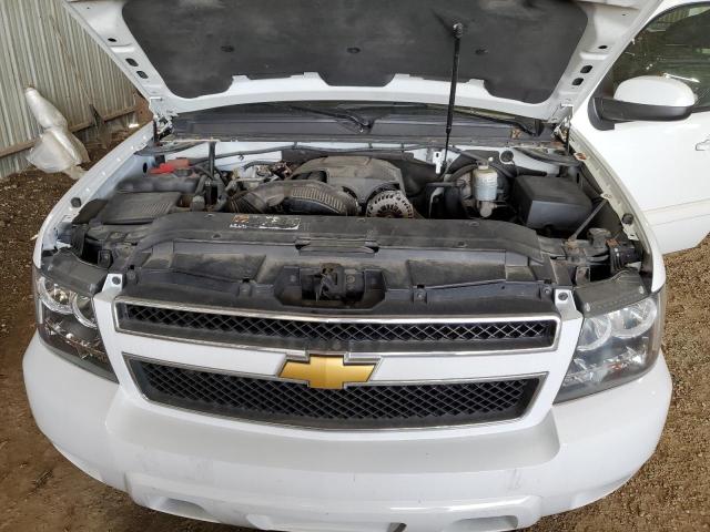 1GNSCAE00CR199220 - 2012 CHEVROLET TAHOE C1500  LS WHITE photo 12