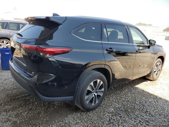 5TDHZRBH8NS563334 - 2022 TOYOTA HIGHLANDER XLE BLACK photo 3