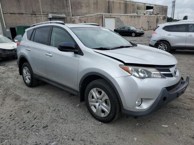 JTMBFREV6EJ005303 - 2014 TOYOTA RAV4 LE SILVER photo 4