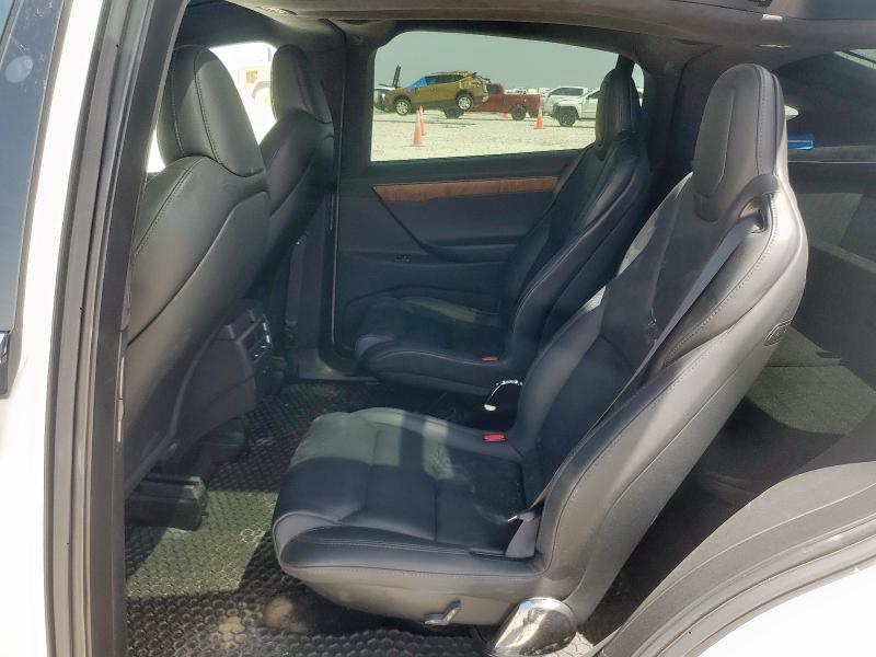 5YJXCBE28LF268358 - 2020 TESLA MODEL X 白色 照片 10