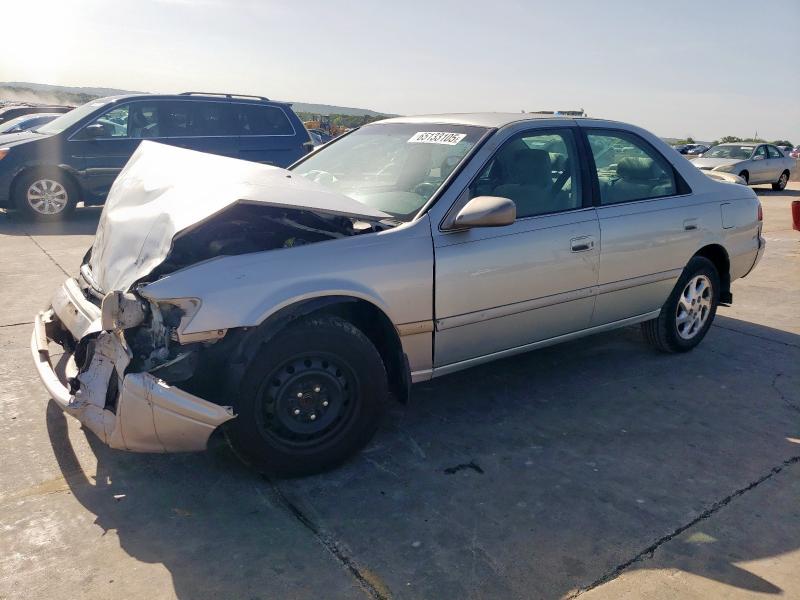 2000 TOYOTA CAMRY CE, 