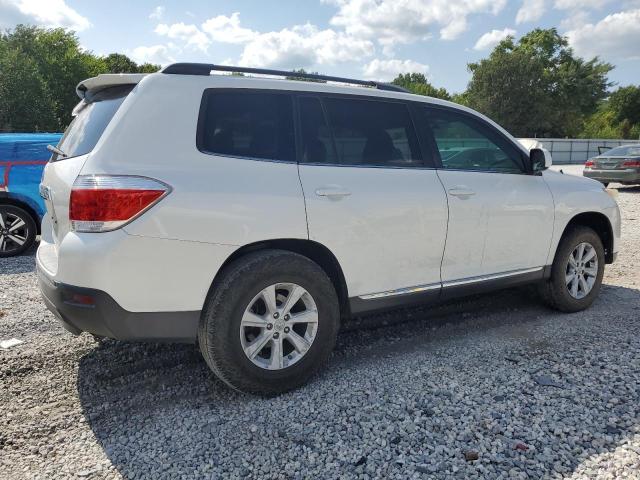 5TDZA3EH5CS024588 - 2012 TOYOTA HIGHLANDER BASE WHITE photo 3