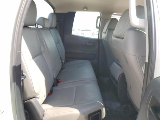 5TFRM5F15GX104171 - 2016 TOYOTA TUNDRA DOUBLE CAB SR/SR5 WHITE photo 10