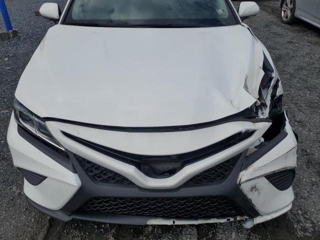 4T1B11HK0KU162820 - 2019 TOYOTA CAMRY L WHITE photo 11