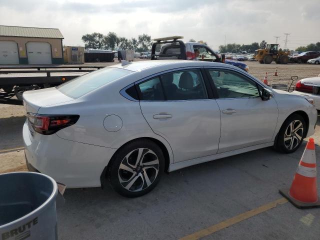 4S3BWGN62N3005462 - 2022 SUBARU LEGACY LIMITED XT WHITE photo 3