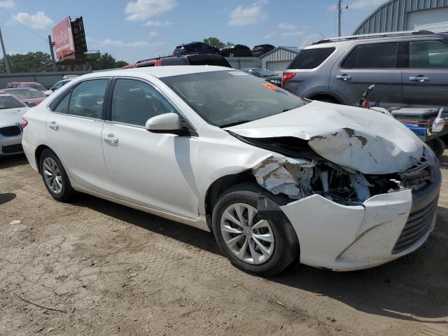 4T4BF1FK4FR509503 - 2015 TOYOTA CAMRY LE WHITE photo 4