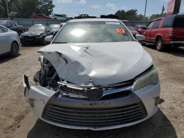 4T4BF1FK4FR509503 - 2015 TOYOTA CAMRY LE WHITE photo 5