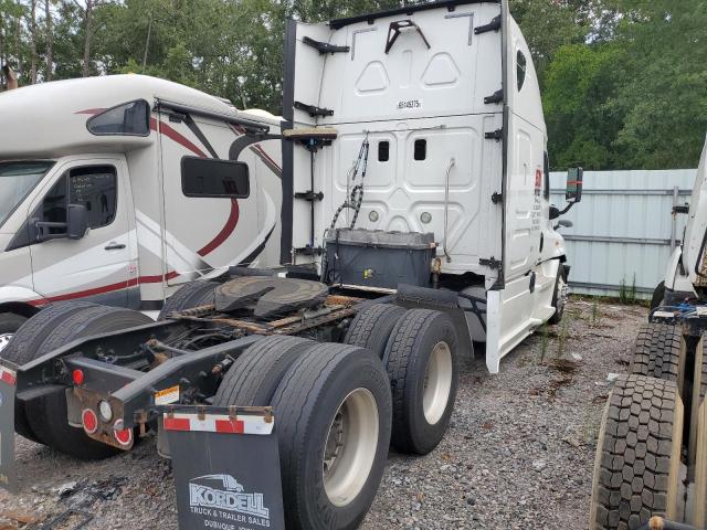 3AKJGLD56GSGW2259 - 2016 FREIGHTLINER CASCADIA 1 WHITE photo 4