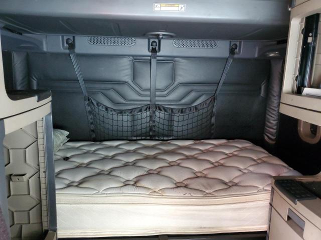 3AKJGLD56GSGW2259 - 2016 FREIGHTLINER CASCADIA 1 WHITE photo 6