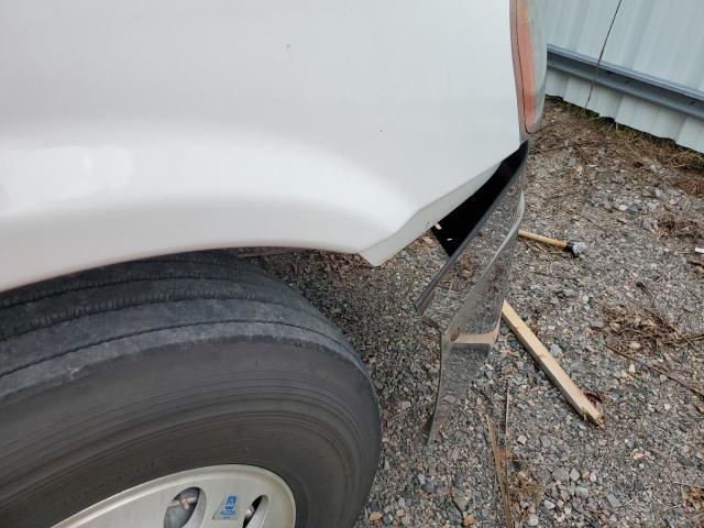 3AKJGLD56GSGW2259 - 2016 FREIGHTLINER CASCADIA 1 WHITE photo 9