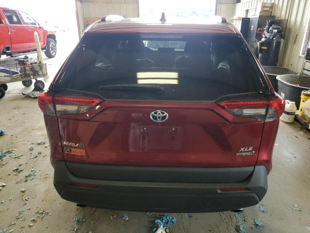 4T3RWRFVXMU030427 - 2021 TOYOTA RAV4 XLE RED photo 6