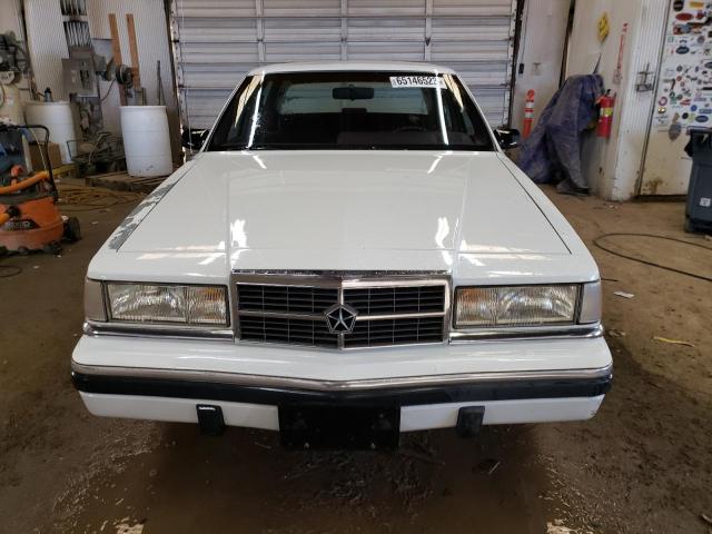 1B3BC463XKD622594 - 1989 DODGE DYNASTY WHITE photo 5