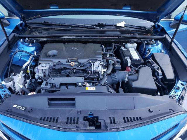 4T1G11AK2LU331480 - 2020 TOYOTA CAMRY SE BLUE photo 11